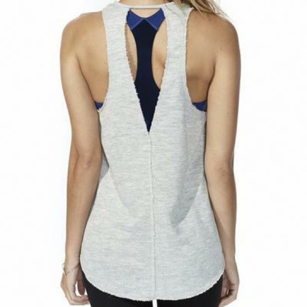 VIMMIA Relaxed Keyhole Tank